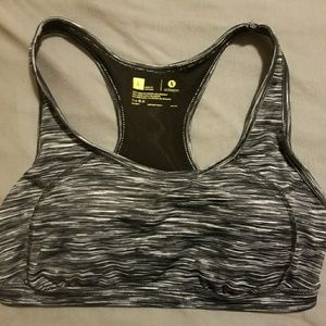 Xersion sports bra